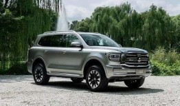 长城坦克600最新爆料,硬派越野巨兽，性能与颜值并存